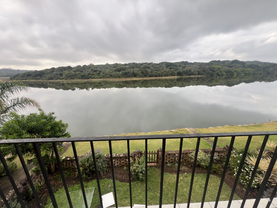 2 Bedroom Property for Sale in Bonza Bay Eastern Cape